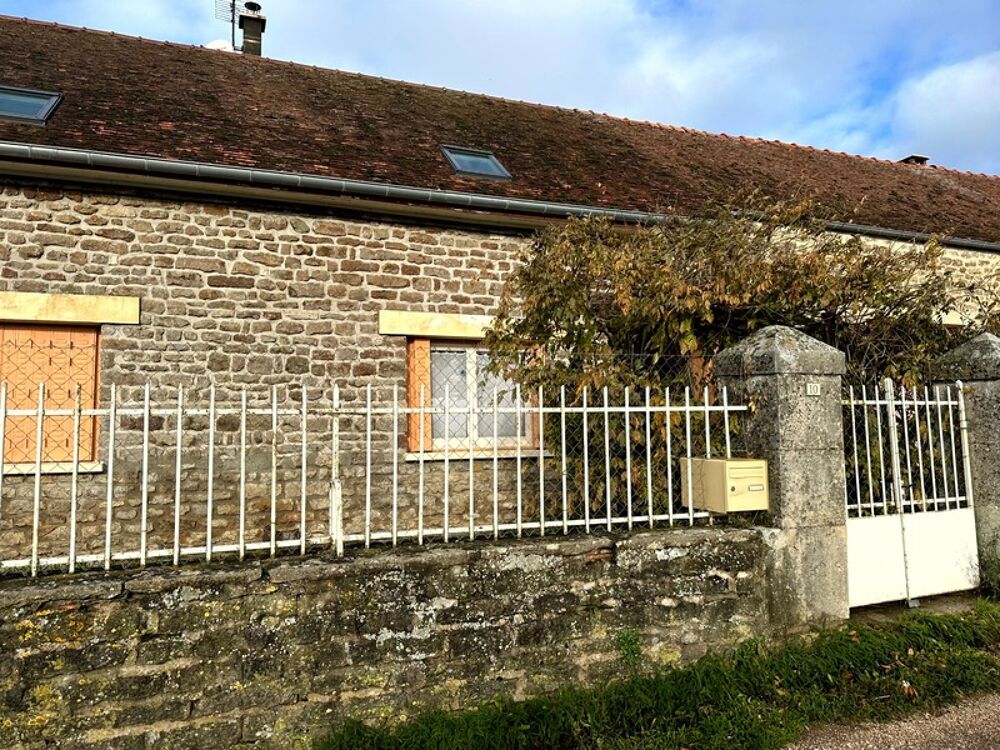 Vente Maison Maison à vendre 7 pièces entre POUILLY-EN-AUXOIS ET SEMUR-EN-AUXOIS (21) Vitteaux