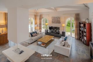  Maison à vendre 7 pièces 233 m²
