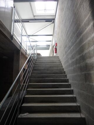  Immeuble � vendre 2 pi�ces 550 m�