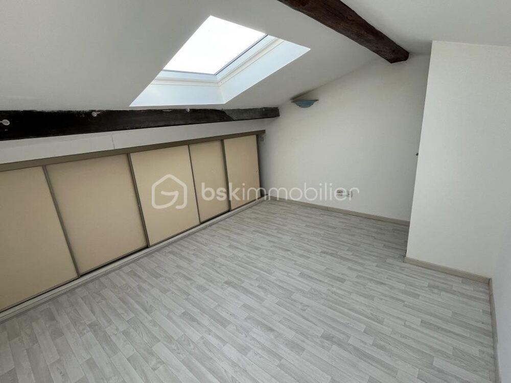 Charmant appartement T4 de 81 m2 en duplex au coeur de Roquebrune-sur-Argens