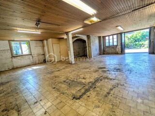  Maison 10 pièces 222 m² La mure