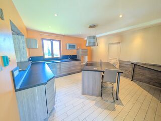  Maison  vendre 7 pices 200 m