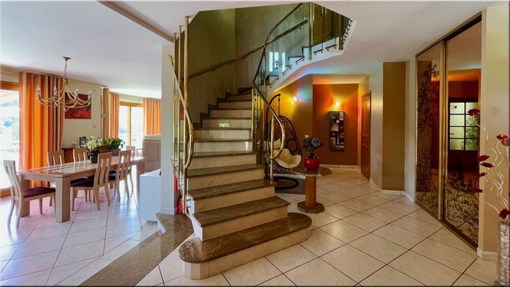 à vendre  Propriété/château Frangy (74270)