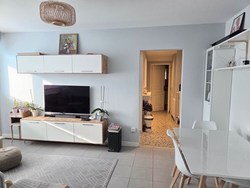 Vente Appartement Appartement à vendre 3 pièces AIX LES BAINS (73) - vue dégagée et balcon Aix les bains