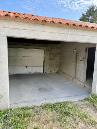  Parking / Garage à vendre 1 pièce 50 m²