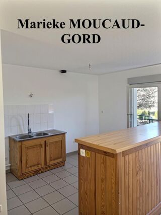 Vente Appartement Appartement Beauzac type T4 90 m2 trois chambres, balcon et garage sans ascenseur Beauzac