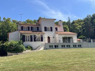  Maison � vendre 7 pi�ces 220 m�