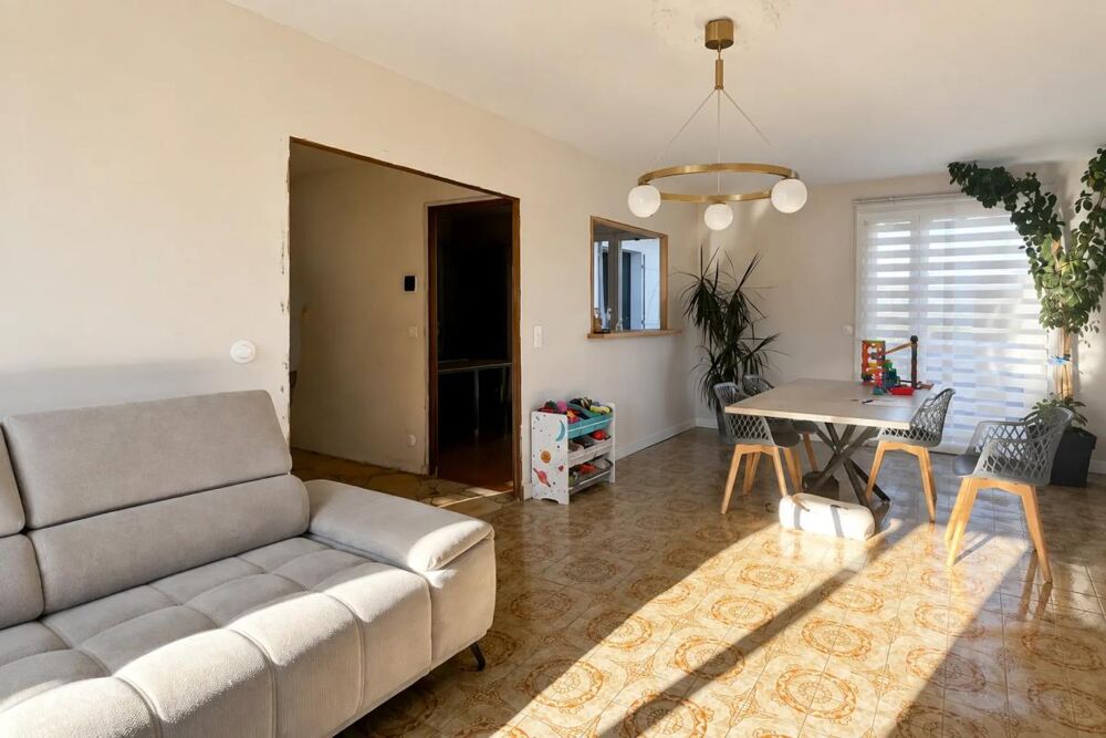 Maison de 8 pièces de 258 m² à Sainte-Florine