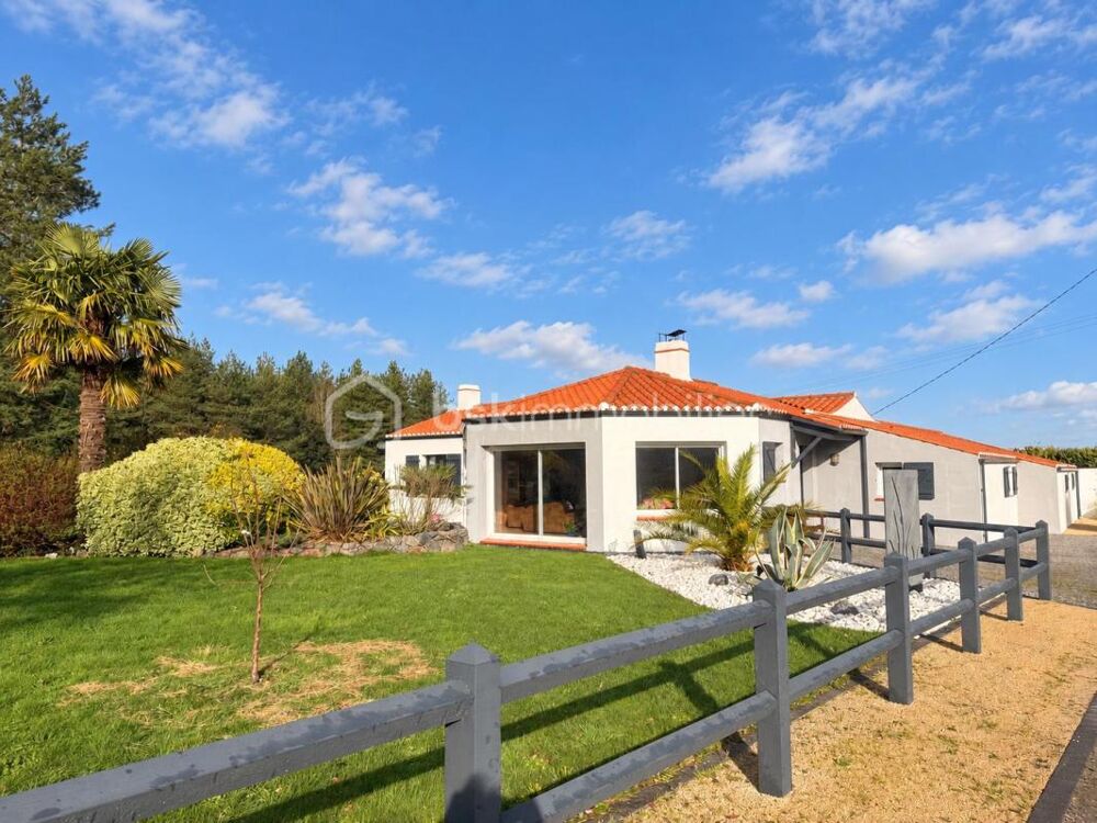 Vente Maison SAINT-GERVAIS – PLAIN-PIED 136 M², 3 CHAMBRES + BUREAU, 4 000 M² AUX PORTES DE BEAUVOIR-SUR-MER Saint gervais