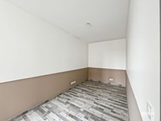  Immeuble � vendre 10 pi�ces 245 m�