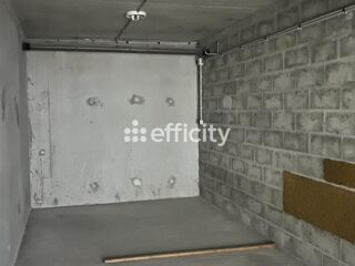  Parking / Garage à vendre 25 m²