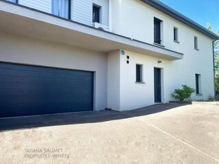  Maison  louer 7 pices 200 m