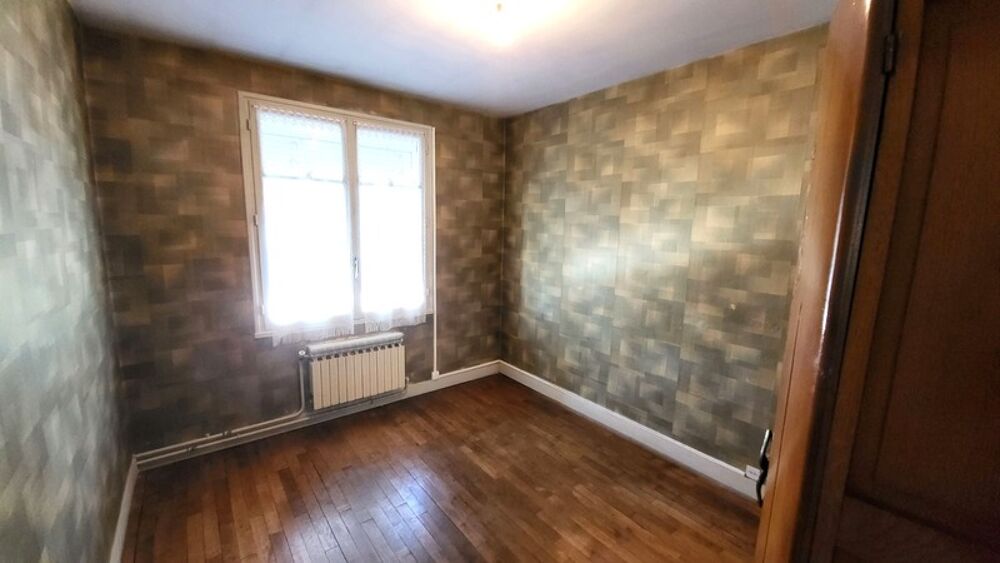 Vente Maison MONTS - 37260 - MAISON SPACIEUSE - 4 CHAMBRES - BELLE ET GRANDE VERANDA - GARAGE - TERRAIN DE 800M2 Monts