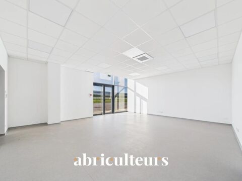   Local d'activité à seulement 1h de Paris en vente à Chartres (28000) 