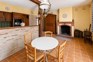  Propriété/château à vendre 15 + pièces 470 m²