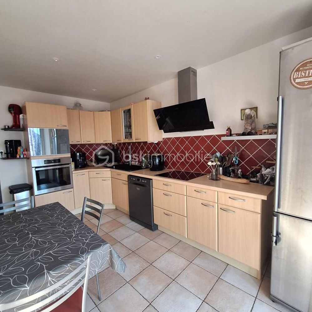 Vente Maison Longère en pierre rénovée, a la sortie de mayenne Aron