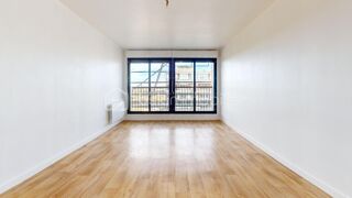  Appartement à louer 3 pièces 60 m²