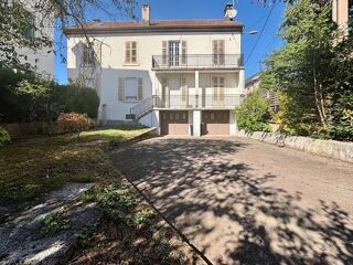  Immeuble à vendre 8 pièces 192 m²