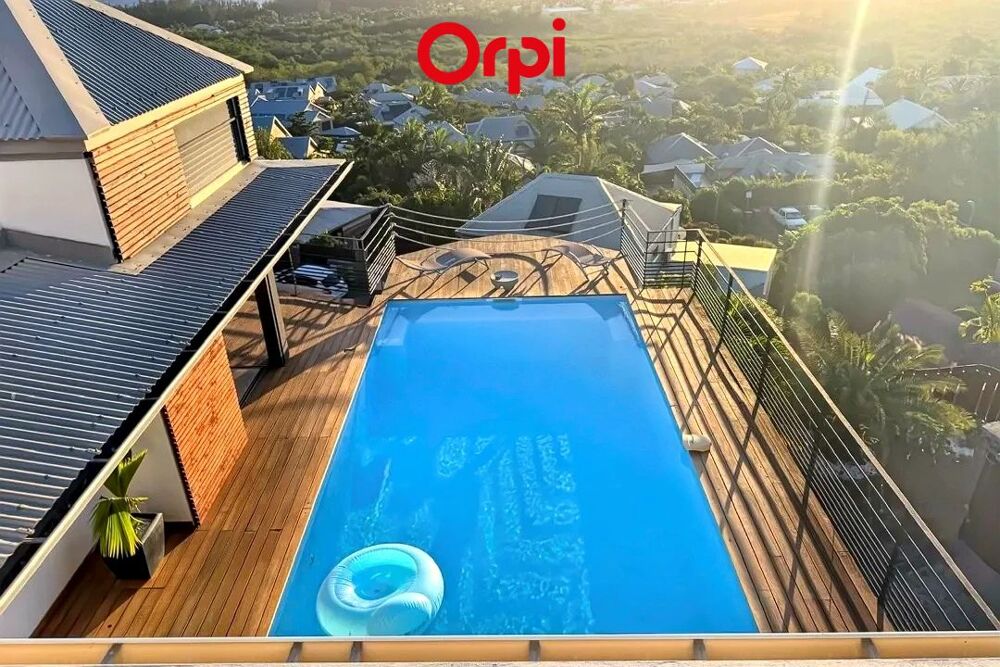 ORPI - SAINT GILLES LES BAINS Villa 200 m²
