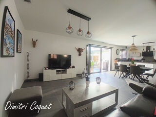  Villa  vendre 4 pices 105 m