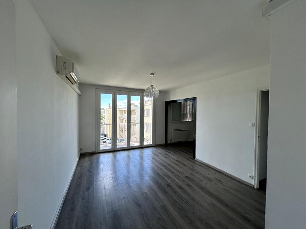 Vente Appartement À vendre T4 lumineux au dernier étage, proche centre-ville et commerces Draguignan