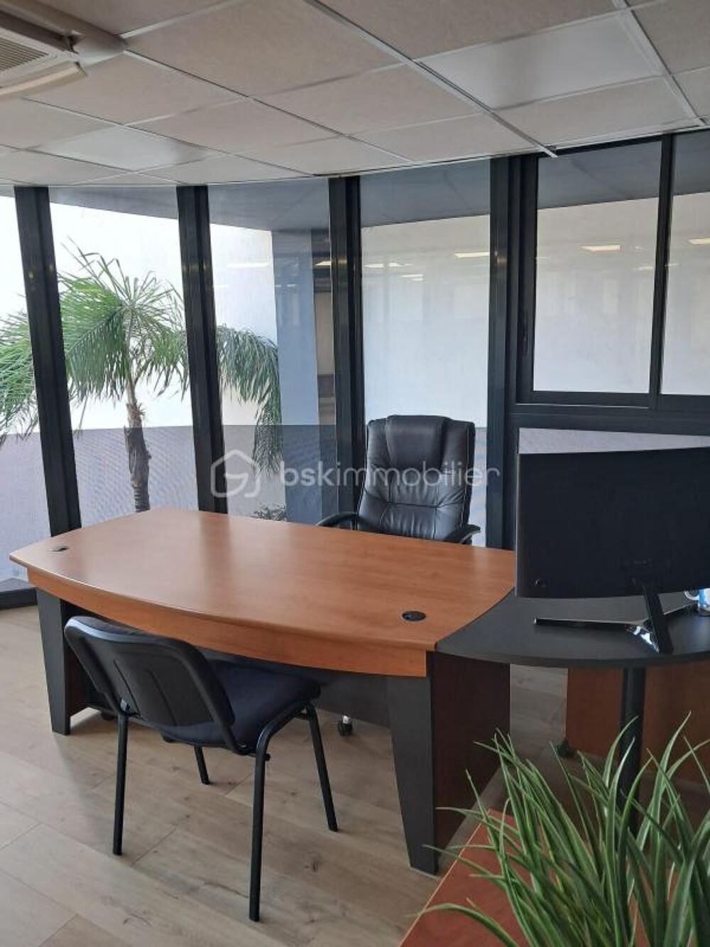   CANNES LA BOCCA – PLEIN CENTRE – PLATEAU DE BUREAUX 116 M² – IMMEUBLE RÉCENT 