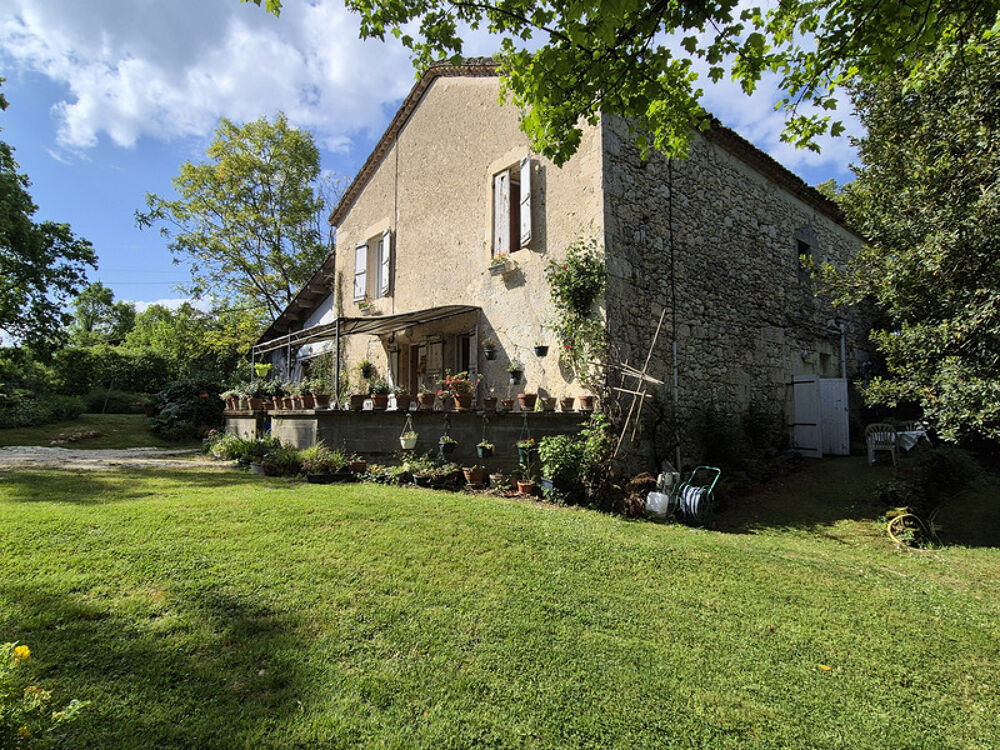 Vente Maison Maison en pierre avec beau terrain – cadre exceptionnel, sur le chemin de Saint-Jacques, à LA ROMIEU (32480) La romieu