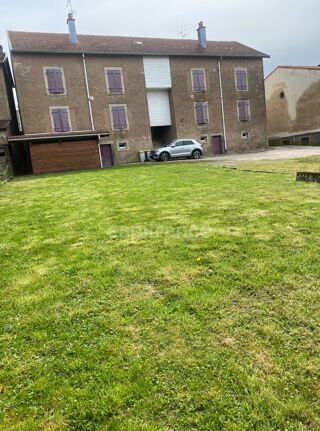  Immeuble à vendre 15 + pièces 240 m²