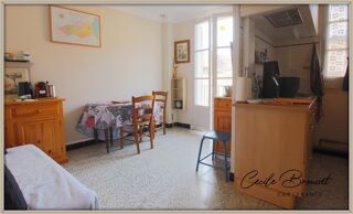  Immeuble à vendre 12 pièces 181 m²