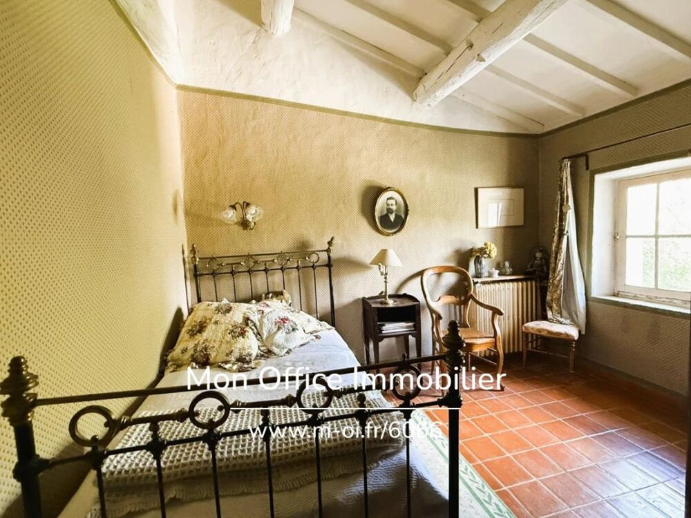 à vendre  Maison La Tour-d'Aigues (84240)