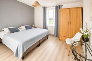  Propriété/château à vendre 8 pièces 245 m²