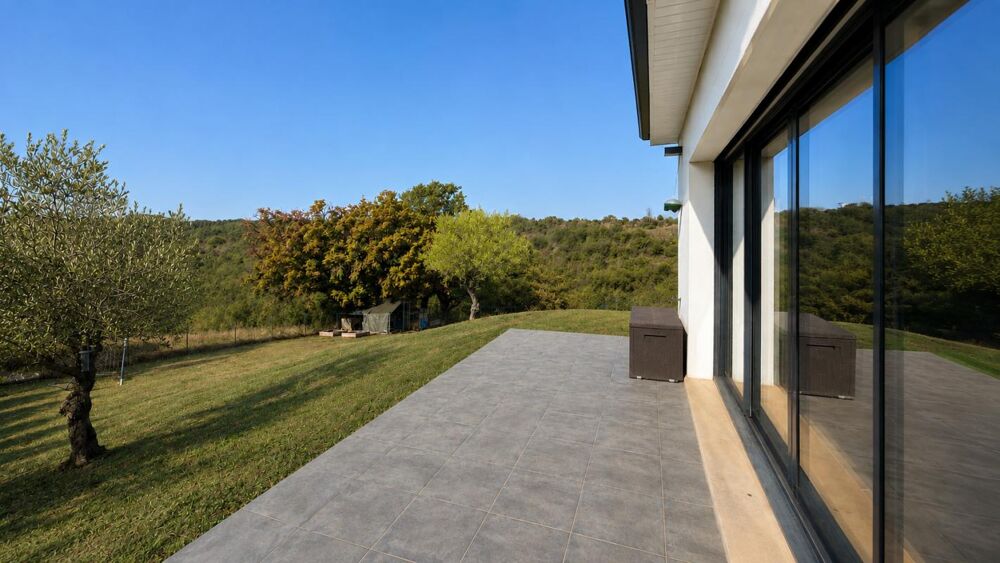 Maison de plain-pied T6 à 10 minutes de CAHORS