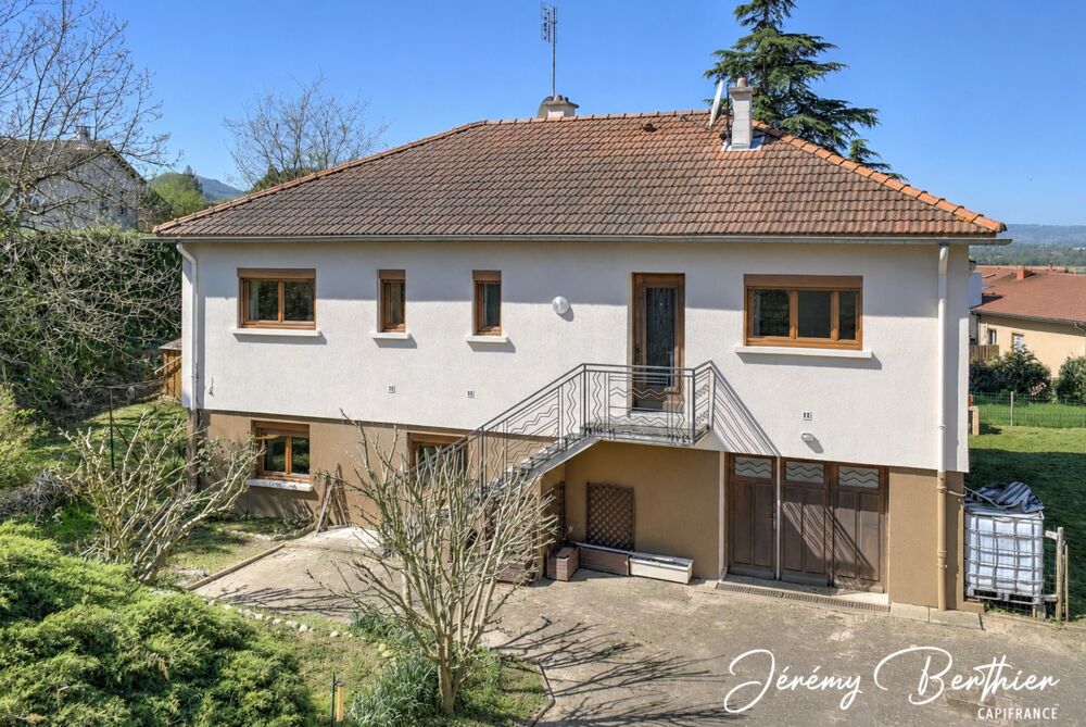 Maison 7 pièces 141 m² · à Genay · 141 m² · 469 000 €