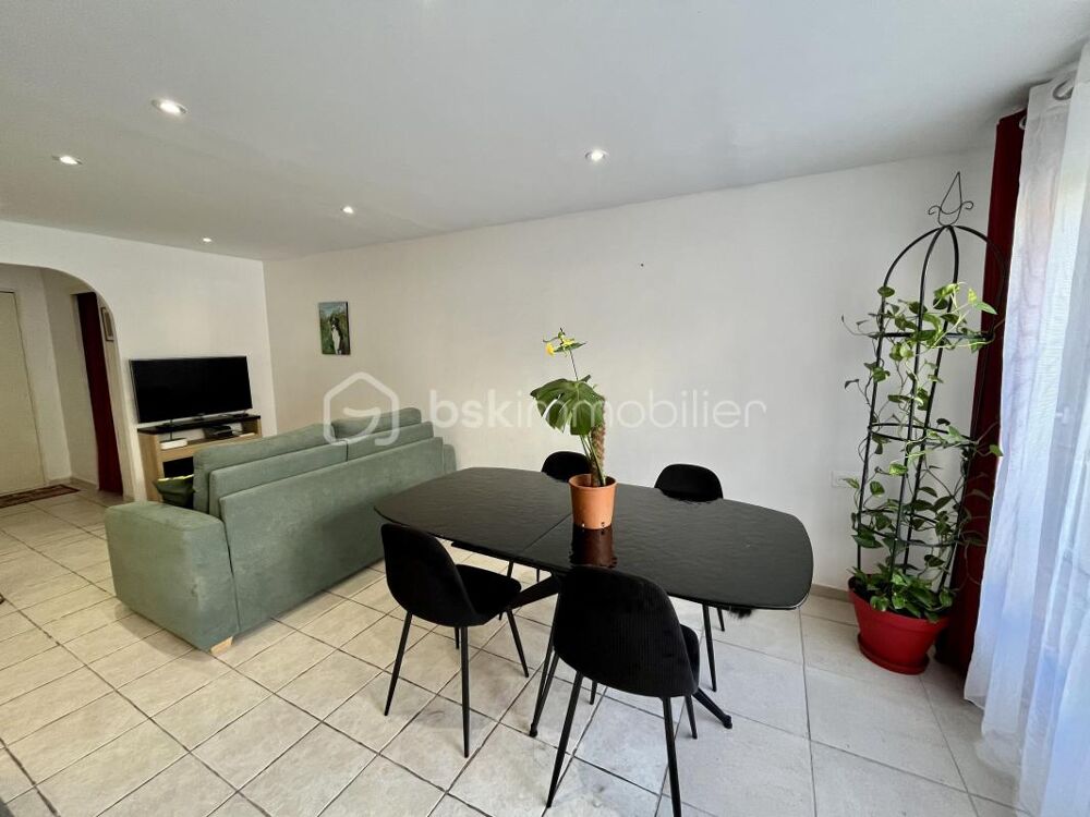 Appartement T4 entièrement rénové avec terrasse -