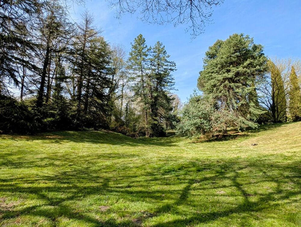 à vendre  Propriété/château Arnaud-Guilhem (31360)