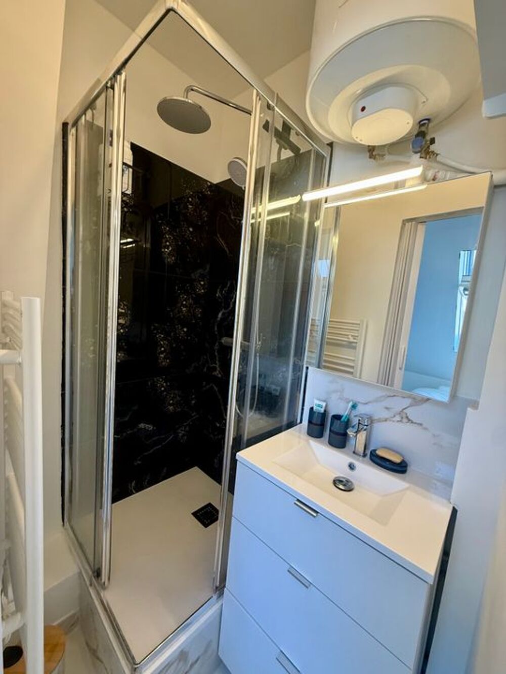 Location Appartement Appartement de 22m2 à louer sur Paris 08 Paris 8
