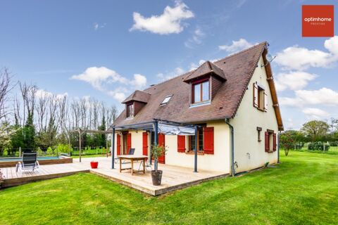 Au cur du Pays D'auge, cette belle maison avec garage aménagé et piscine 482300 Le Torquesne (14130)