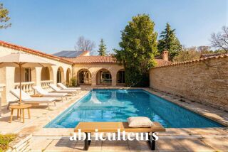 Maison 6 pièces 248 m² · à Fuveau · 248 m² · 749 000 €