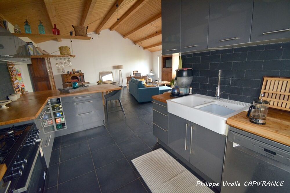 Maison à vendre 5 pièces CHERAY (17) 350 000 €