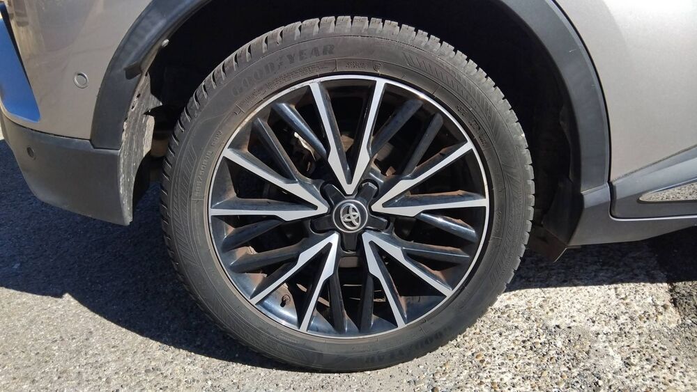 C-HR 1.8 VVT-i 122 Hybrid CVT Collection 2018 occasion 69580 Sathonay Village