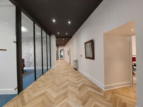 Espace Bureaux à vendre CHAMBERY (73) Centre Ville 925000 73000 Chambery