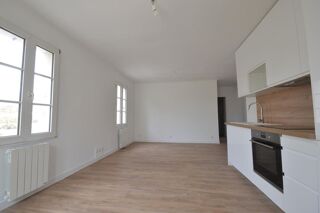 Vente Appartement Appartement & sa grande  terrasse de 20 m²  17 La Rochelle Historique La rochelle