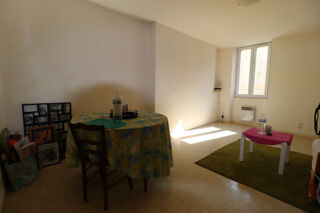  Immeuble à vendre 6 pièces 230 m²