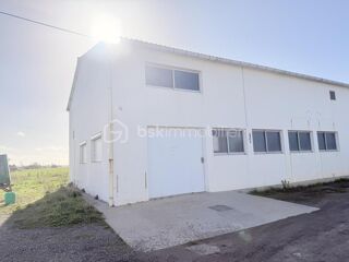  Parking / Garage à vendre 94 m²