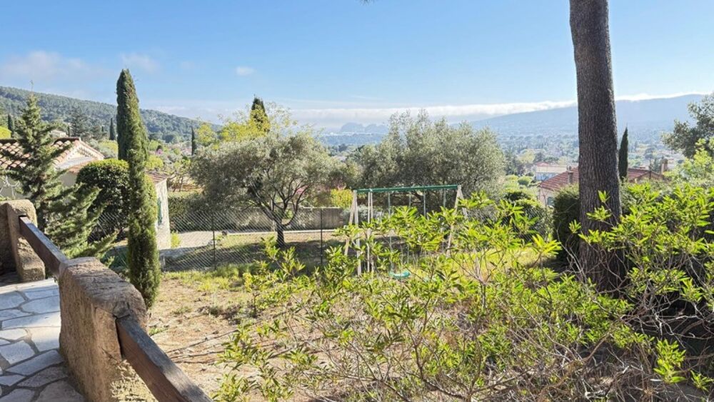 Vente Maison Maison de Plain-pied vue mer 100 M2 à rénover  - Ceyreste 13600 Ceyreste