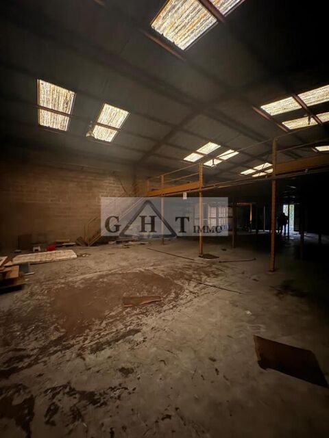  Entrepot+ habitation 860m2 Montreuil 