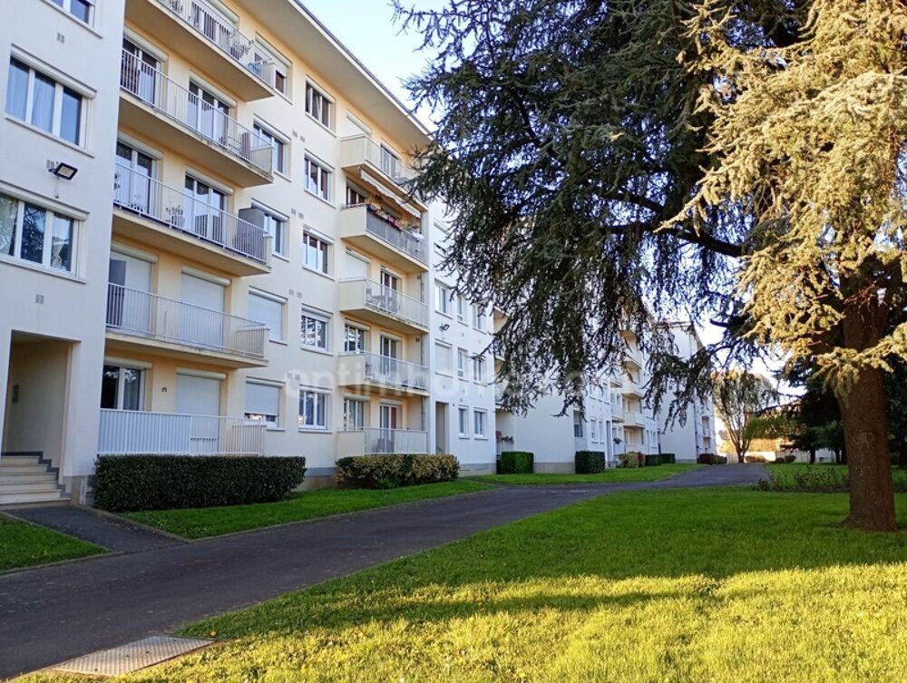 RENNES SUD / PIGEON BLANC  T2 lumineux avec parking, cave et beau potentiel daménagement - libre