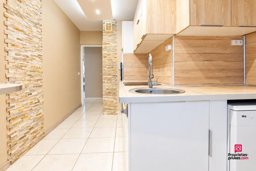 Vénissieux T3 de 66 m² avec ascenseur et vue dégagée