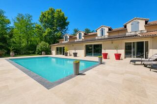  Maison à vendre 11 pièces 368 m²