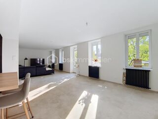  Propriété/château à vendre 6 pièces 217 m²